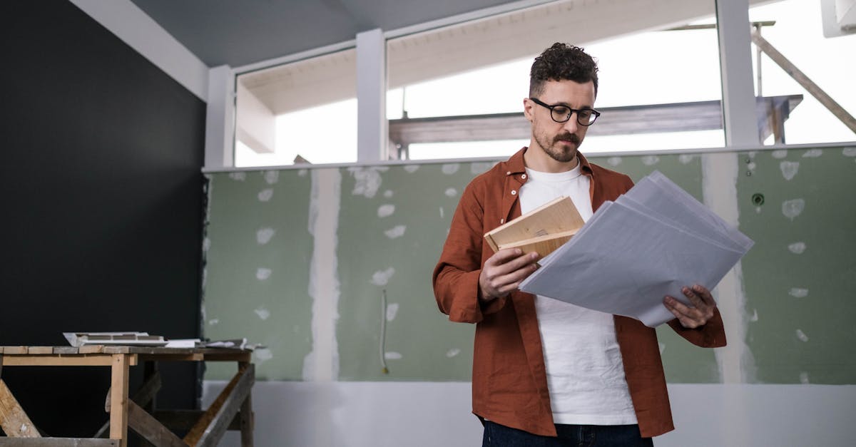 Selecting the Right Office Furniture for Optimal Ergonomics